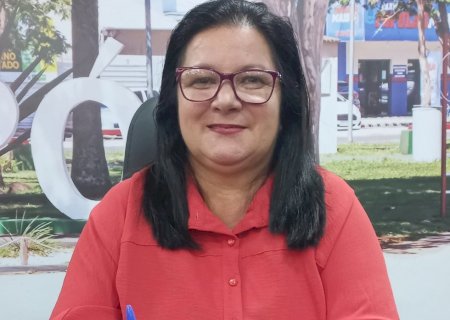 Zé Texeira apresenta solicitação da vereadora Marinalva na Assembleia Legislativa