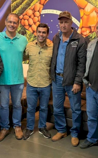 Com presença de Beto Pereira, Republicanos empossa nova diretoria em Caarapó