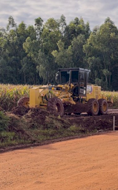 Após anos de paralisação, obra de pavimentação asfáltica entre Fátima do Sul e Caarapó é retomada