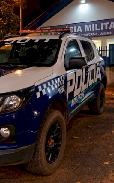 Mulher é agredida pelo marido com pedaço de ferro em Juti