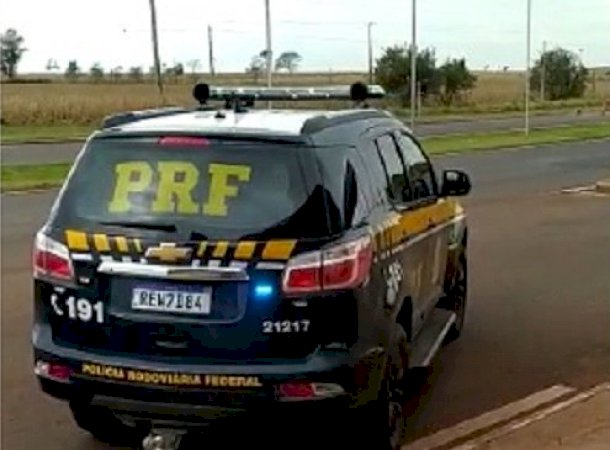 Motorista é preso após fuga cinematográfica pela BR-163, em Caarapó