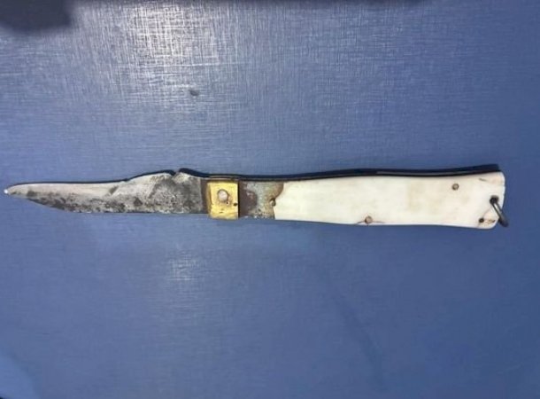 Homem é preso pela PM após ameaçar vítima com canivete em Caarapó