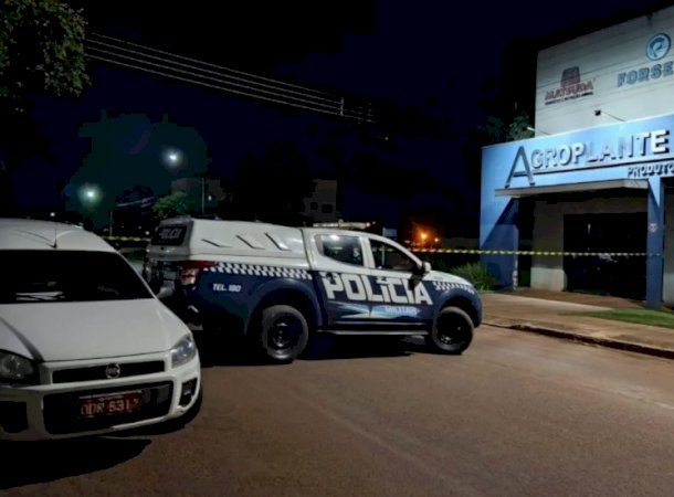 Adolescente executado com 5 tiros em Caarapó estaria pichando muros com frases do PCC e já estava 'decretado' pelo CV