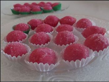 Docinho de morango ou gelatina