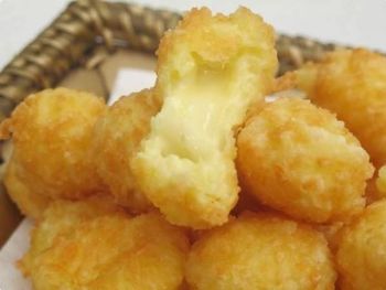 Bolinha de queijo superprática