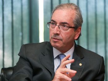 PMDB vai à Justiça contra criação de partidos, diz Eduardo Cunha