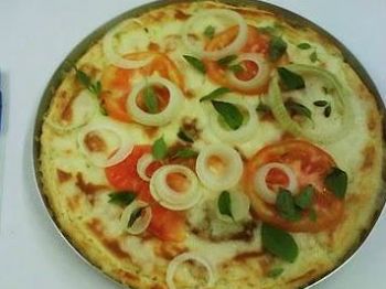 Deliciosa pizza de arroz em 4 passos
