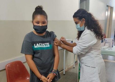 Caarapó inicia vacinação infantil contra a Covid-19; as doses são limitadas
