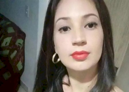 Mulher morre em acidente de moto após sair de festinha com amigos