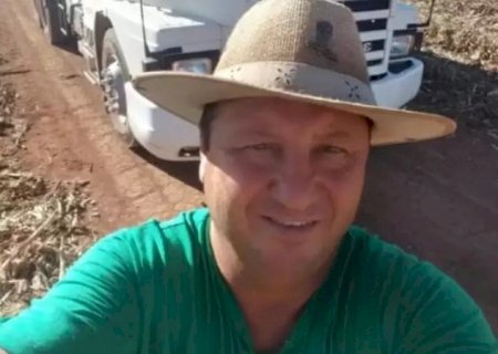 Motorista de carro morre depois de colidir de frente com carreta na MS-306