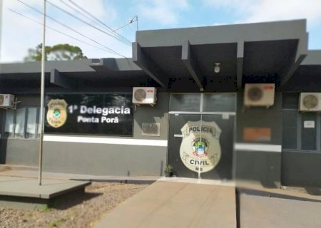 Em dez horas, duas caminhonetes são tomadas na fronteira