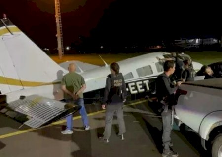 Piloto preso com 465 quilos de cocaína em avião vai continuar preso