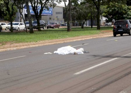Vendedora de bombom morre ao ser atropelada em plena avenida