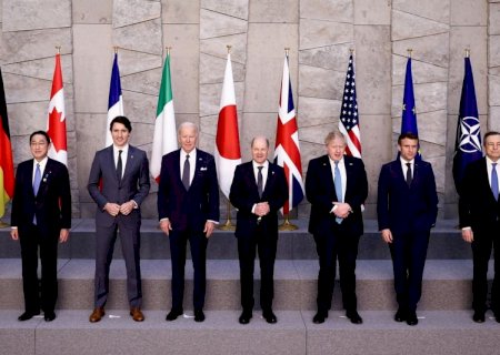 Ocidente se une em apoio à Ucrânia, mas UE se divide sobre proibição de compra de energia da Rússia