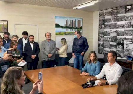 Marquinhos dá “até logo” e entrega carta de renúncia
