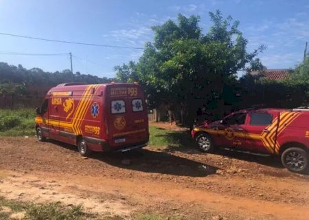 Eletricista morre após levar choque em casa