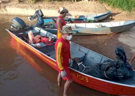 Bombeiros localizam corpo de pescador que caiu no Rio Taquari