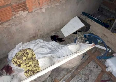 Assassinada pelo irmão, mulher é encontrada ao lado de cova em MS