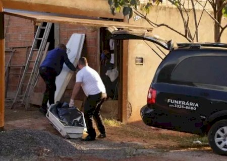 Pedreiro de 48 anos morre ao despencar de telhado em MS