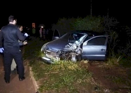 Motorista morre ao perder controle e bater veículo em rodovia