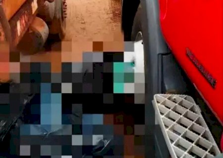 Trabalhador morre esmagado por caçamba de caminhão em empresa