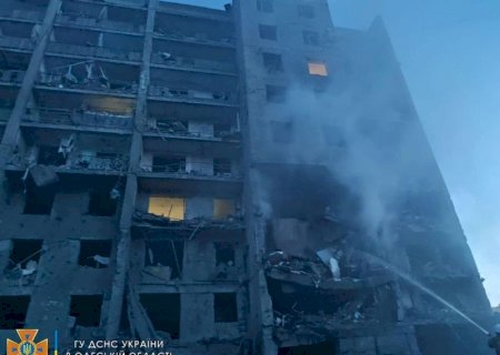 Rússia mata 21 com mísseis perto de Odessa após abandonar ilha estratégica