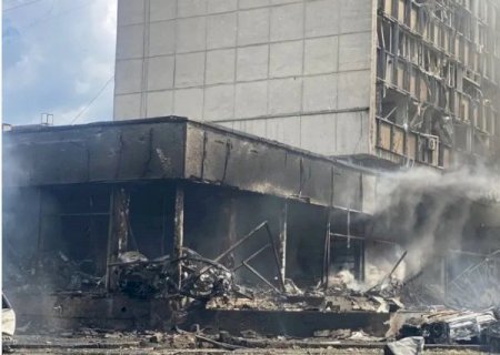 Treze mísseis russos atingiram região central da Ucrânia, diz governador local