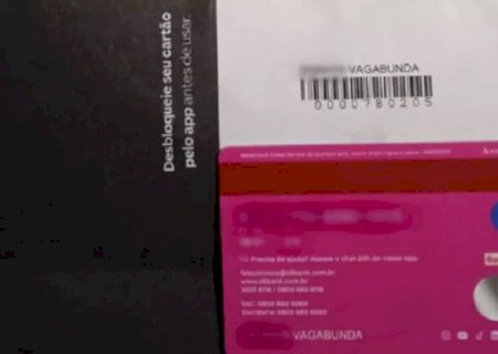 Mulher tem sobrenome trocado por 'vagabunda' em cartão de crédito e pede indenização de R$ 50 mil