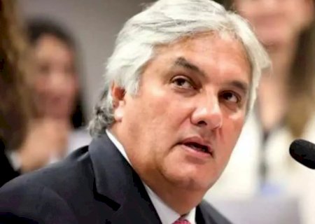 MPE pede impugnação da candidatura de Delcídio do Amaral