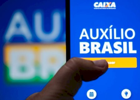 Governo libera empréstimo consignado para beneficiários do Auxílio Brasil>