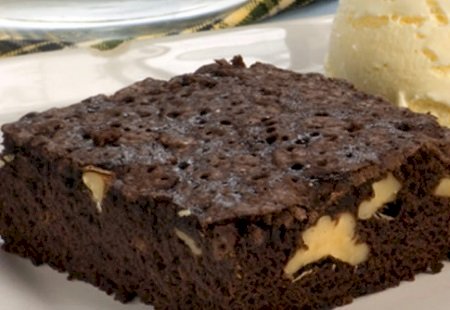 Aprenda a fazer brownie com uma receita simples e prática>