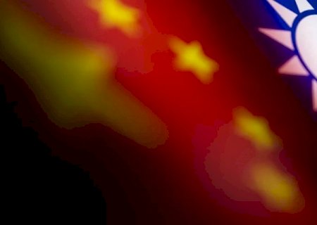 China retira promessa de não enviar tropas a Taiwan após unificação