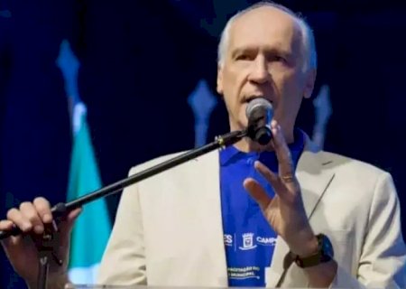 De uma vez, prefeita demite secretário e mais 41 servidores do município
