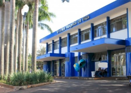 Trabalhador morre em hospital após cair de carroceria de utilitário