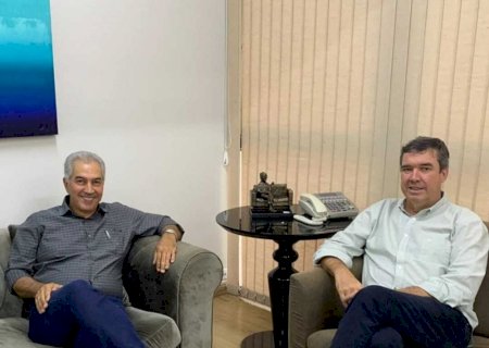 Após viagem ao Pantanal, Reinaldo faz visita de cortesia a governador de MS