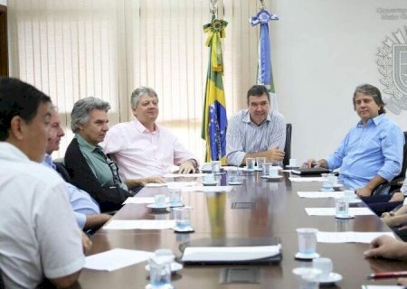 Em reunião, Riedel afirma que rota bioceânica é 'sonho se tornando realidade'