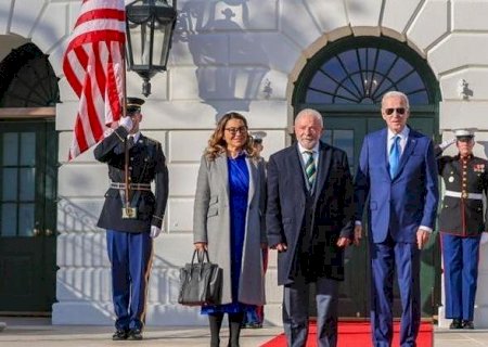 Primeira-dama dos Estados Unidos desmarca encontro com Janja