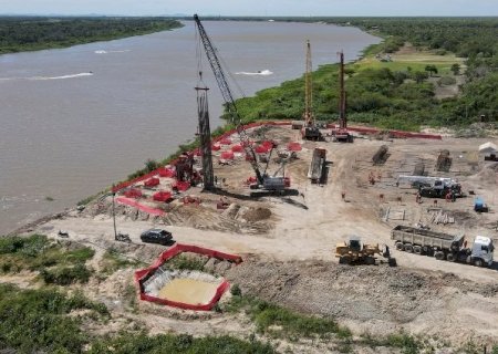 Governo atua para garantir avanço nas obras da ponte sobre o Rio Paraguai