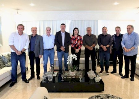 Após 15 anos, PSDB e MDB 'retomam' velha aliança e estarão juntos em 2024
