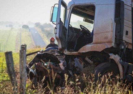Colisão frontal mata duas mulheres na saída para Três Lagoas
