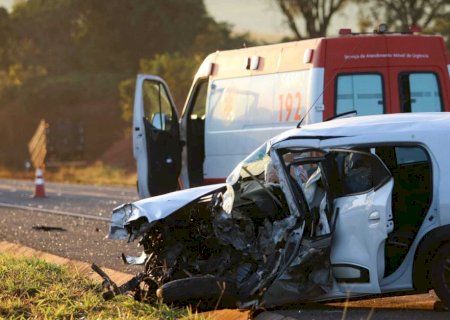 A caminho do trabalho, motorista morre em colisão frontal na saída para Cuiabá