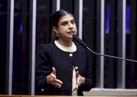 PT decide que Camila Jara é o melhor nome para concorrer à Prefeitura da Capital