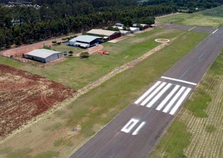 Após dez meses de obras, Riedel inaugura reforma do aeroporto de Naviraí