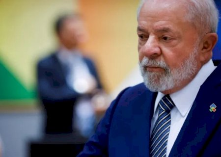 Expansão dos Brics e polêmica sobre financiamentos para Angola marcam viagem de Lula à África