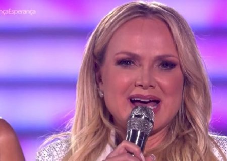 Eliana é pressionada em evento e fala sobre possível ida à Globo