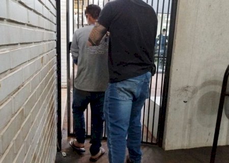 Homem é preso após confessar relação sexual com menina de 12 anos