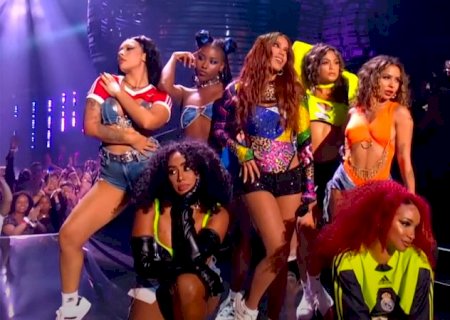 Anitta leva VMA de melhor clipe latino pelo 2º ano seguido