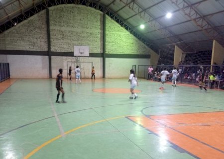 Oitavas de final da IV Copa Integração de Futsal da Aldeia Te'yikue teve duas goleadas