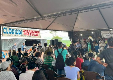 Em Caarapó, ministra Guajajara se esquiva de “ultimato” e pede compreensão para demarcações de terras