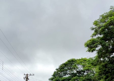 Início de semana é marcado por pancadas de chuva em todo o Estado